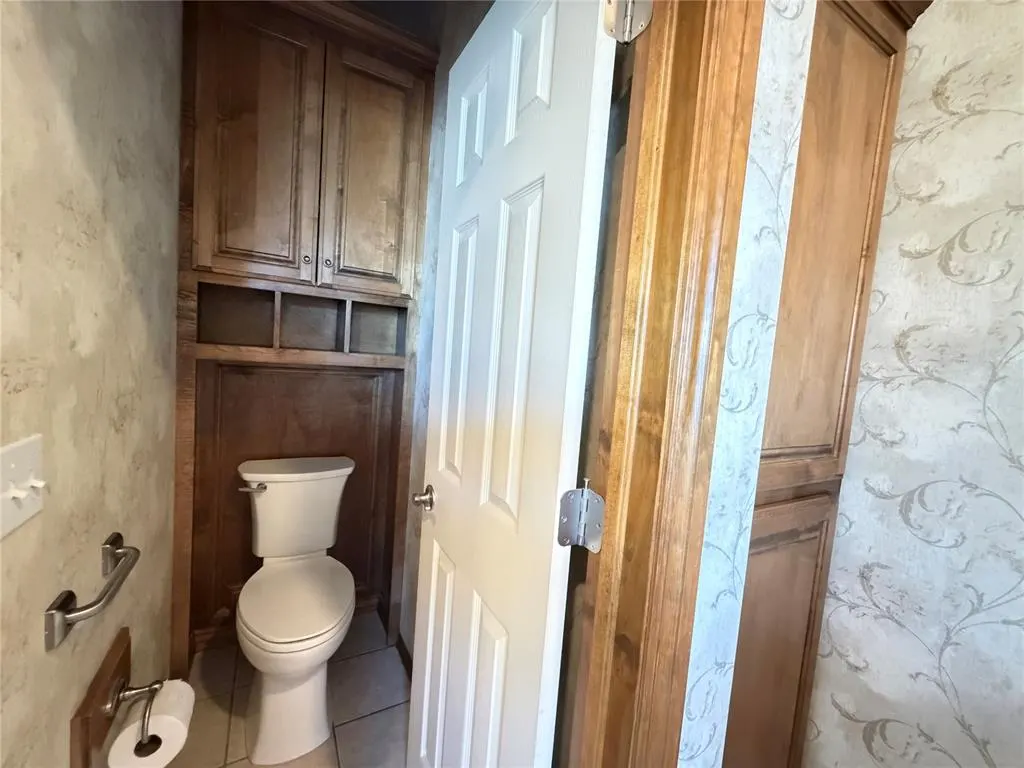 Photo 32 — 613 Okie Ridge Road, Yukon, OK 73099