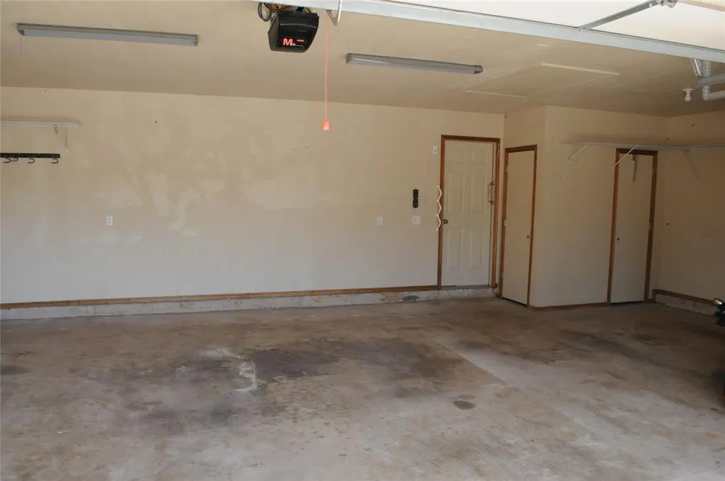 Photo 36 — 613 Okie Ridge Road, Yukon, OK 73099