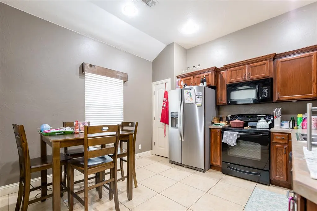 Photo 7 — 103 Ranch Road, Elk City, OK 73644