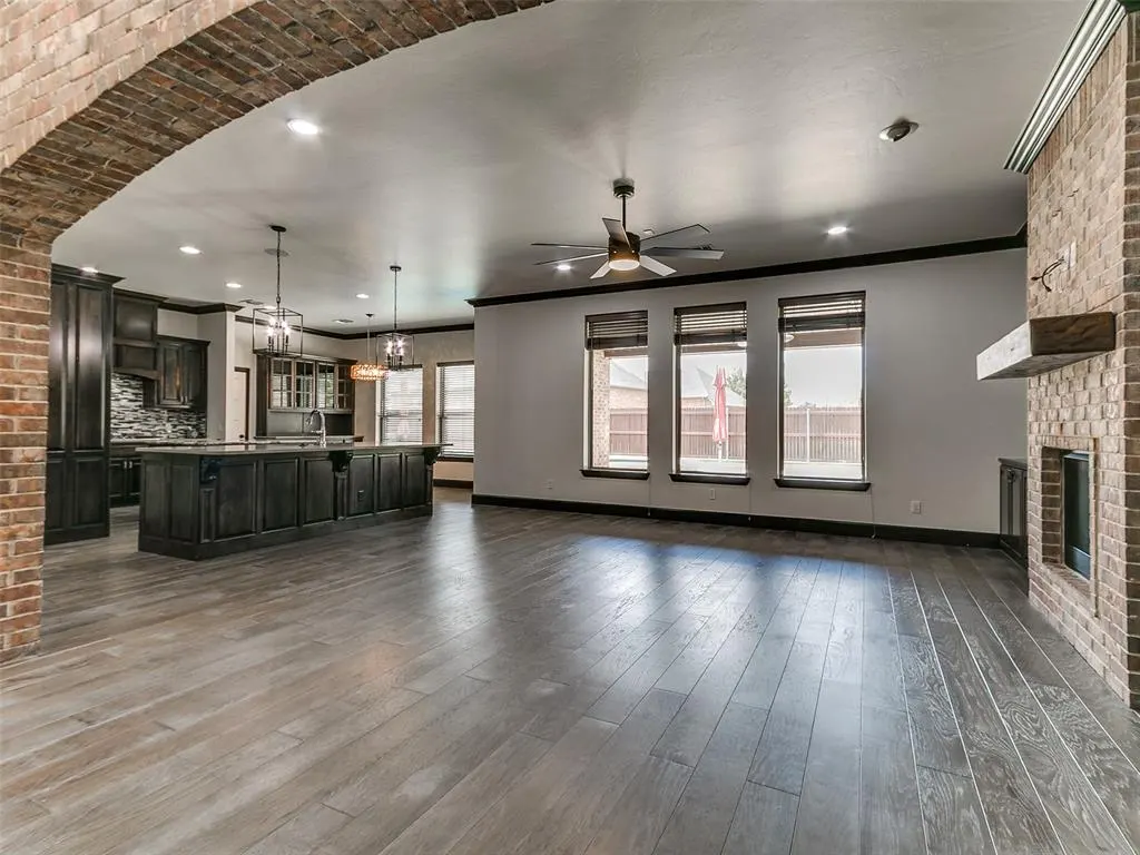 Photo 6 — 4232 Hackney Wick Road, Norman, OK 73072
