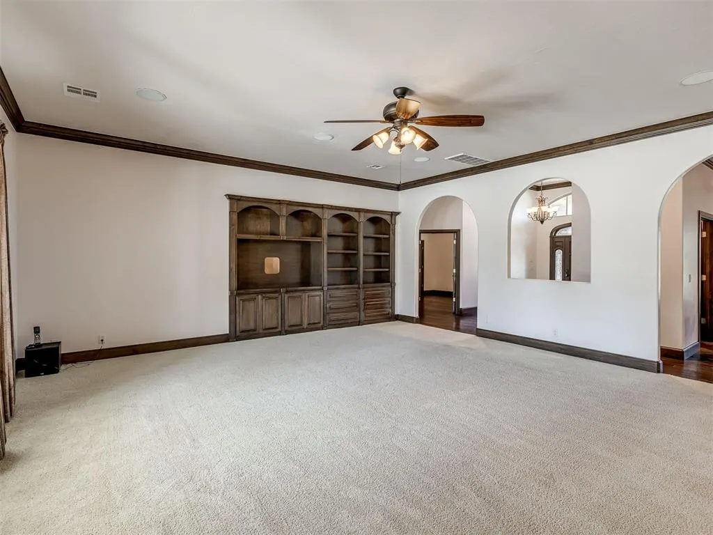 Photo 15 — 12325 Carriage Way, Oklahoma City, OK 73142