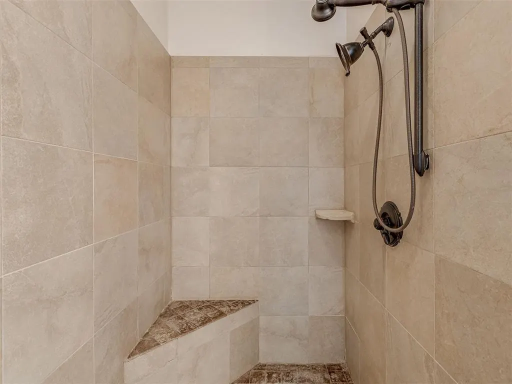 Photo 33 — 12325 Carriage Way, Oklahoma City, OK 73142