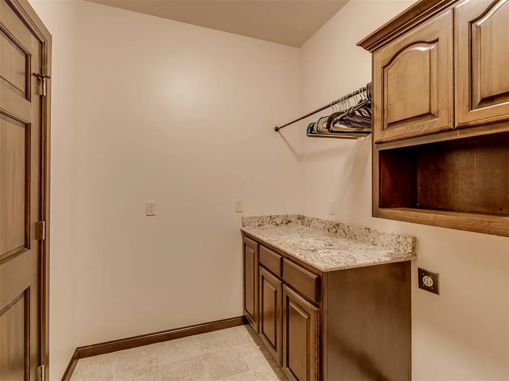 Photo 42 — 12325 Carriage Way, Oklahoma City, OK 73142