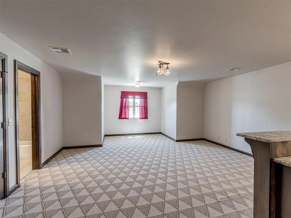 Photo 44 — 12325 Carriage Way, Oklahoma City, OK 73142