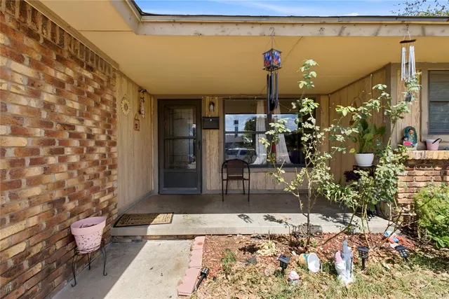 Photo 4 — 1313 SW 68th Street, Oklahoma City, OK 73159