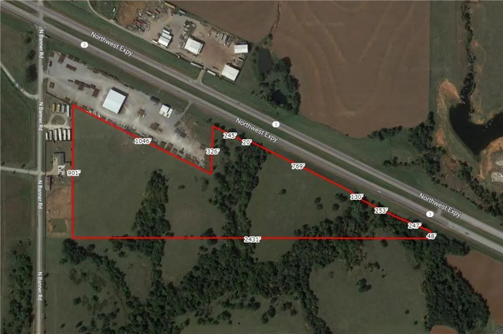 Photo 3 — Northwest Expressway, Yukon, OK 73099