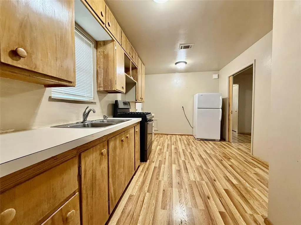 Photo 4 — 308 S Magnolia Avenue, Erick, OK 73645