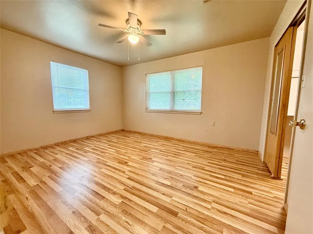Photo 14 — 308 S Magnolia Avenue, Erick, OK 73645