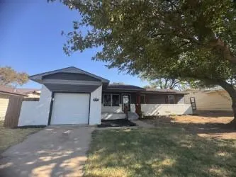 Front exterior — 107 Florence Drive, Cordell, OK 73632