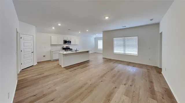 Photo 3 — 16300 Harvester Drive, Piedmont, OK 73078