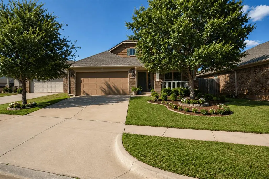 Front exterior — 3401 Bear Mountain Drive, Norman, OK 73069