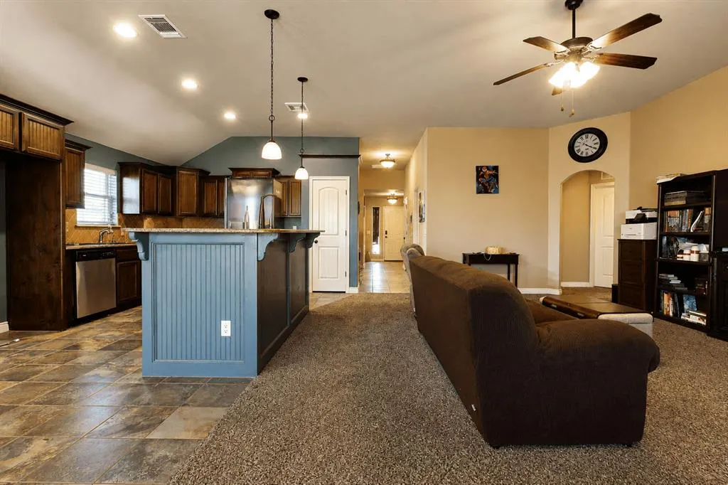 Photo 4 — 3401 Bear Mountain Drive, Norman, OK 73069