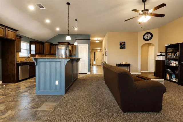 Photo 4 — 3401 Bear Mountain Drive, Norman, OK 73069