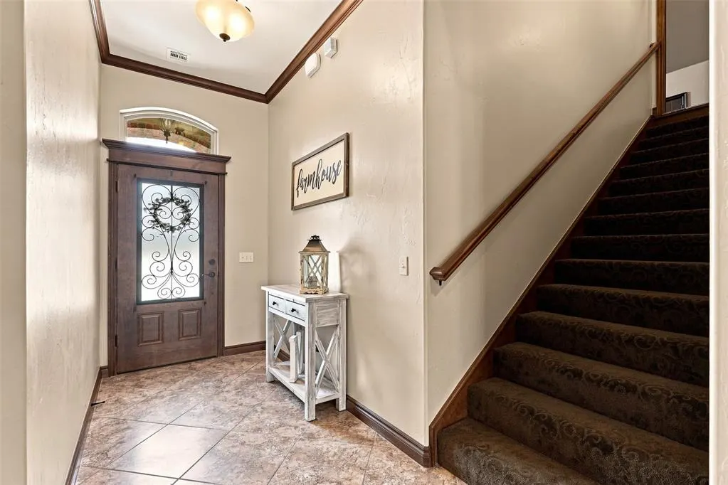 Photo 3 — 6400 Bent Wood Drive, Oklahoma City, OK 73169
