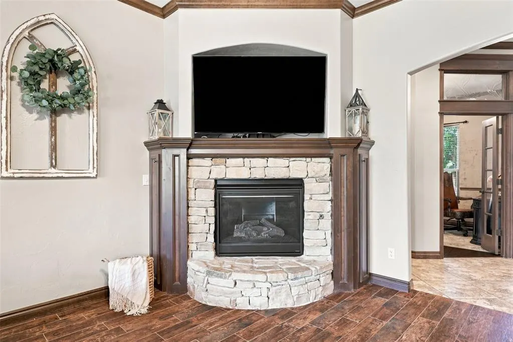 Photo 5 — 6400 Bent Wood Drive, Oklahoma City, OK 73169
