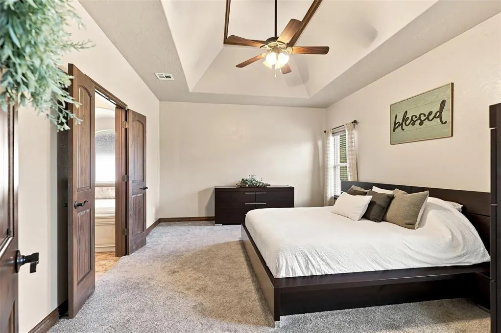 Photo 12 — 6400 Bent Wood Drive, Oklahoma City, OK 73169
