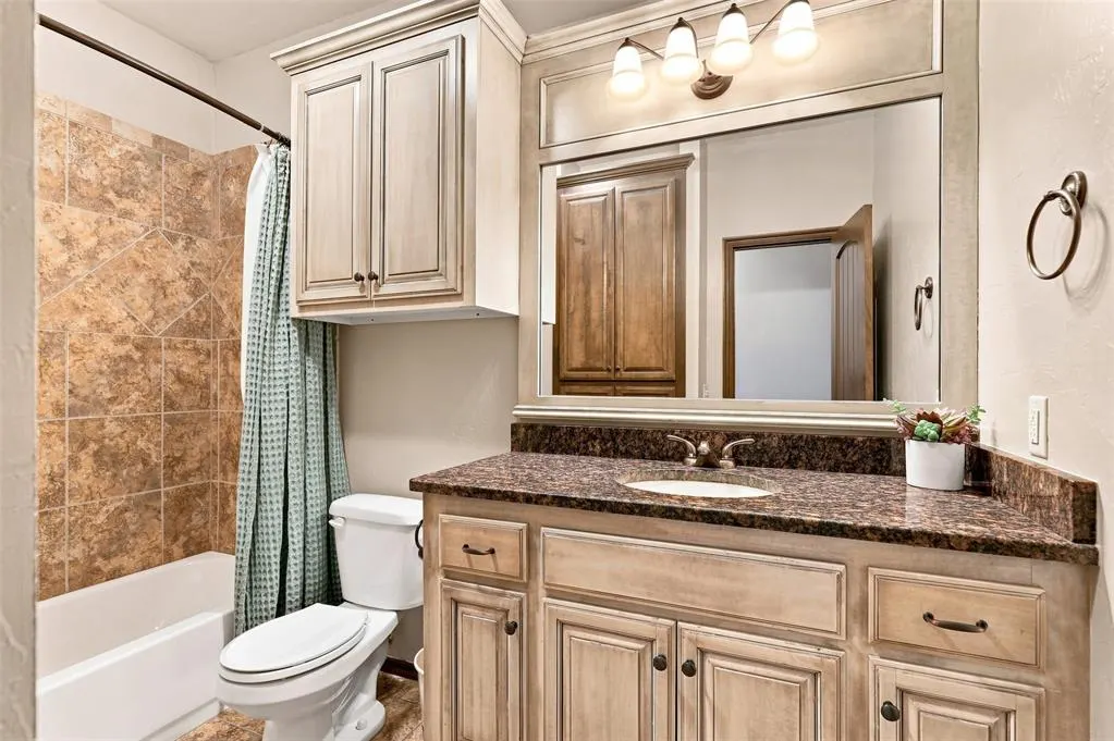 Photo 21 — 6400 Bent Wood Drive, Oklahoma City, OK 73169