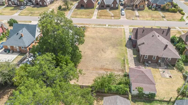 Photo 5 — 1109 NE 15th Street, Oklahoma City, OK 73117