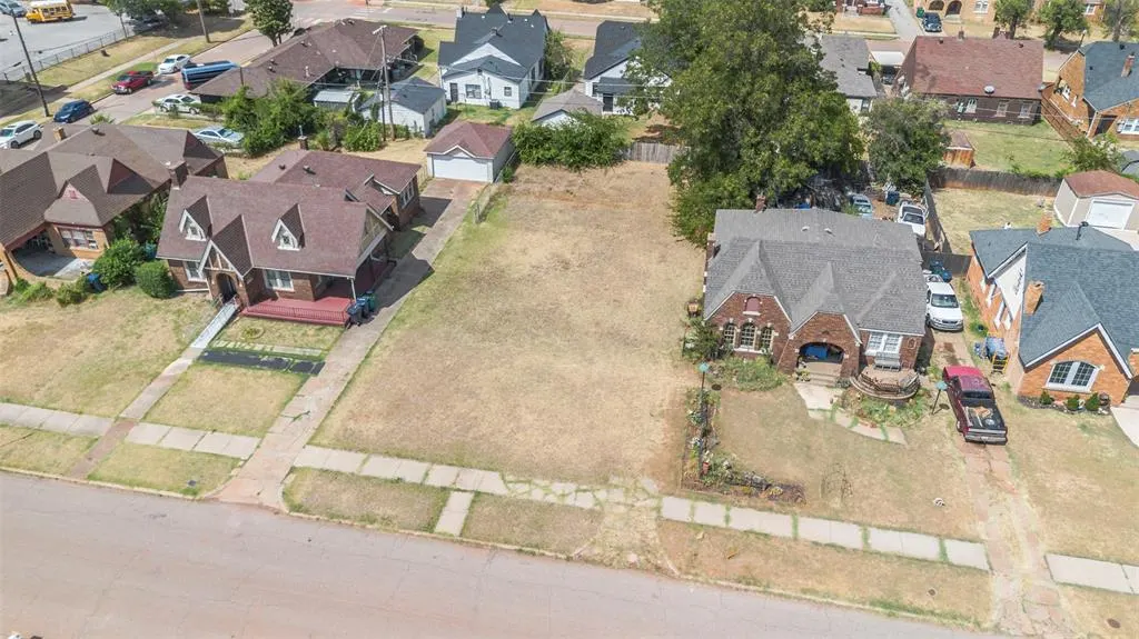 Photo 6 — 1109 NE 15th Street, Oklahoma City, OK 73117