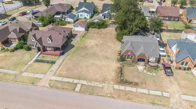 Photo 6 — 1109 NE 15th Street, Oklahoma City, OK 73117