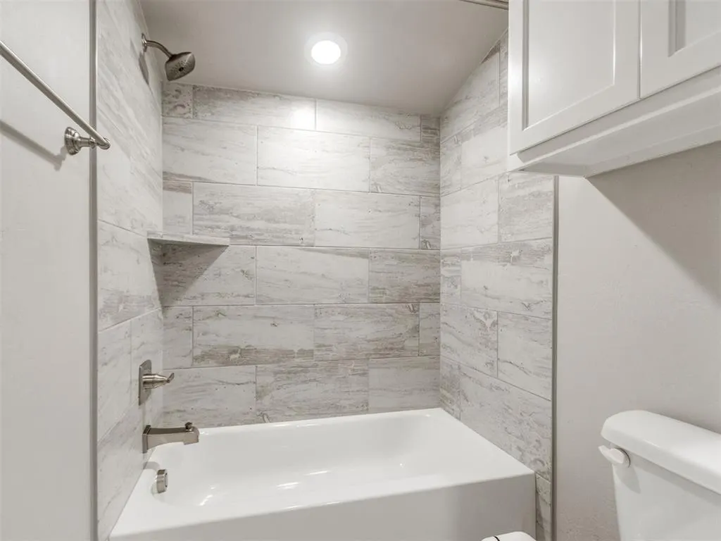 Photo 10 — 9125 NW 115th Street, Yukon, OK 73099