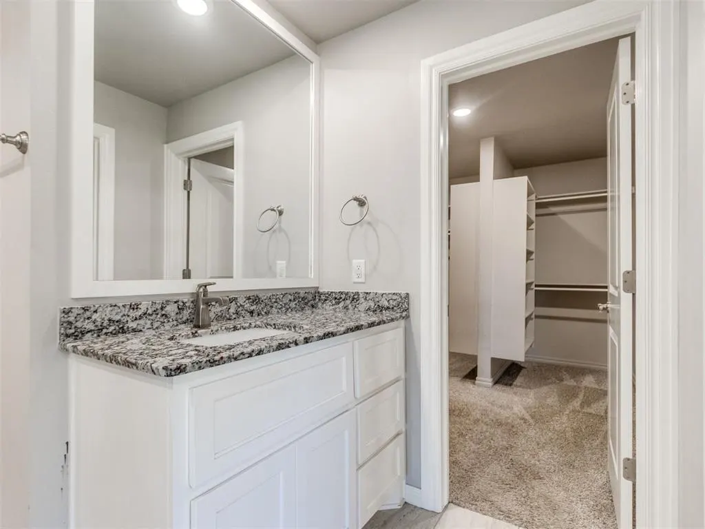 Photo 11 — 9125 NW 115th Street, Yukon, OK 73099