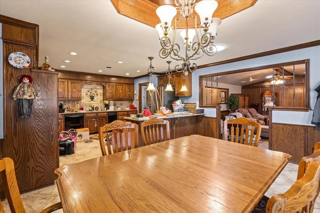 Photo 17 — 826 S Ebeling Drive, Mustang, OK 73064
