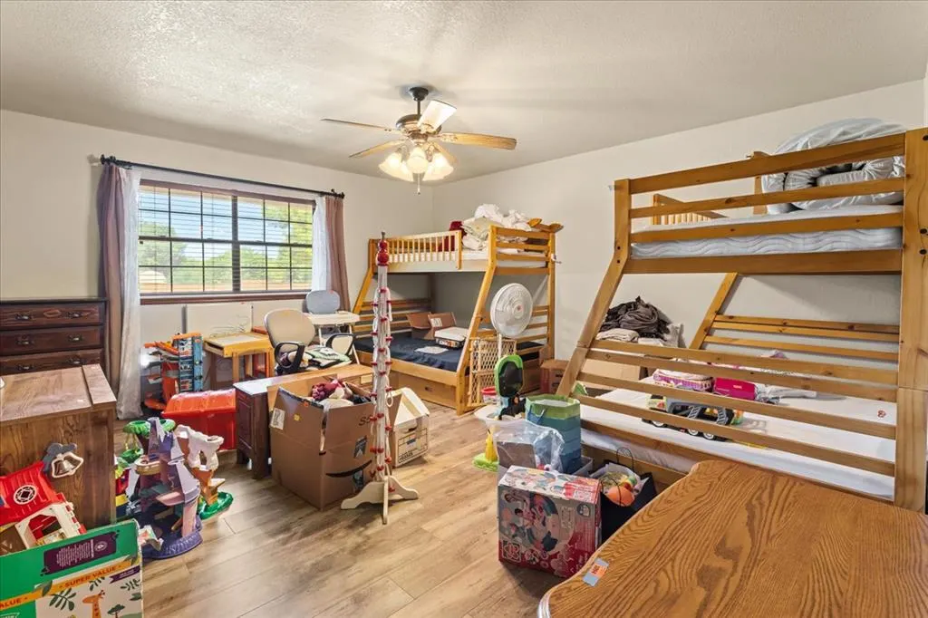 Photo 21 — 826 S Ebeling Drive, Mustang, OK 73064