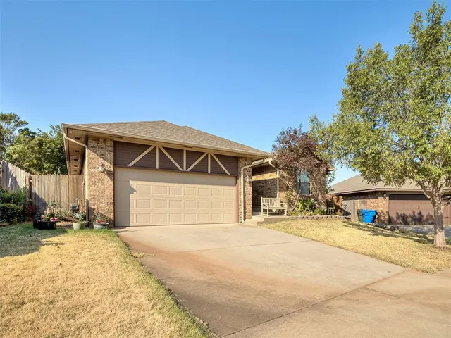 Photo 5 — 2116 Diana Drive, Norman, OK 73071