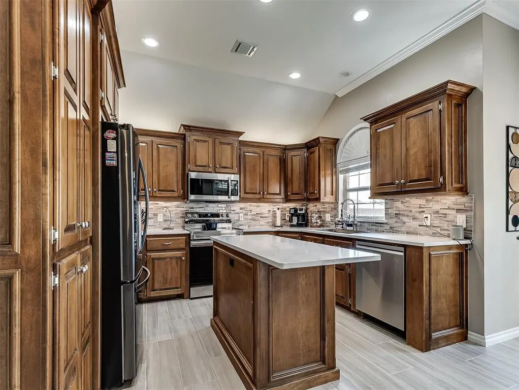 Photo 12 — 20180 SE 43rd Street, Harrah, OK 73045
