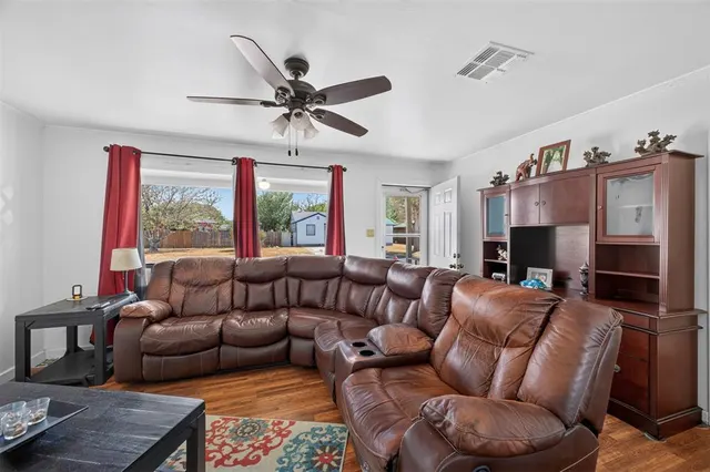 Photo 6 — 179 Herring Drive, Elk City, OK 73644