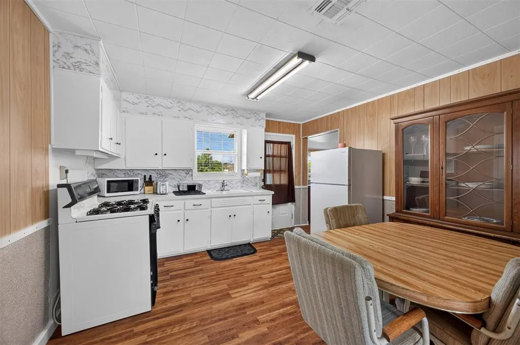Photo 14 — 179 Herring Drive, Elk City, OK 73644