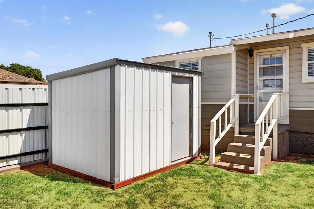 Photo 20 — 179 Herring Drive, Elk City, OK 73644
