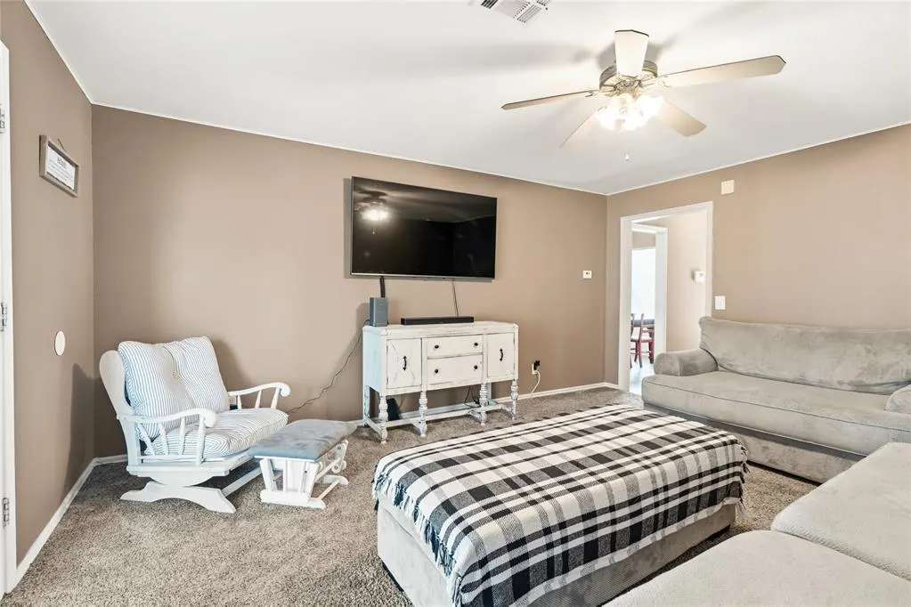 Photo 8 — 561 Skyview Drive, Watonga, OK 73772