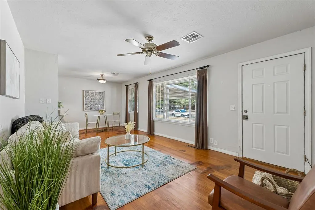 Photo 8 — 1211 N Sterling Avenue, Oklahoma City, OK 73127