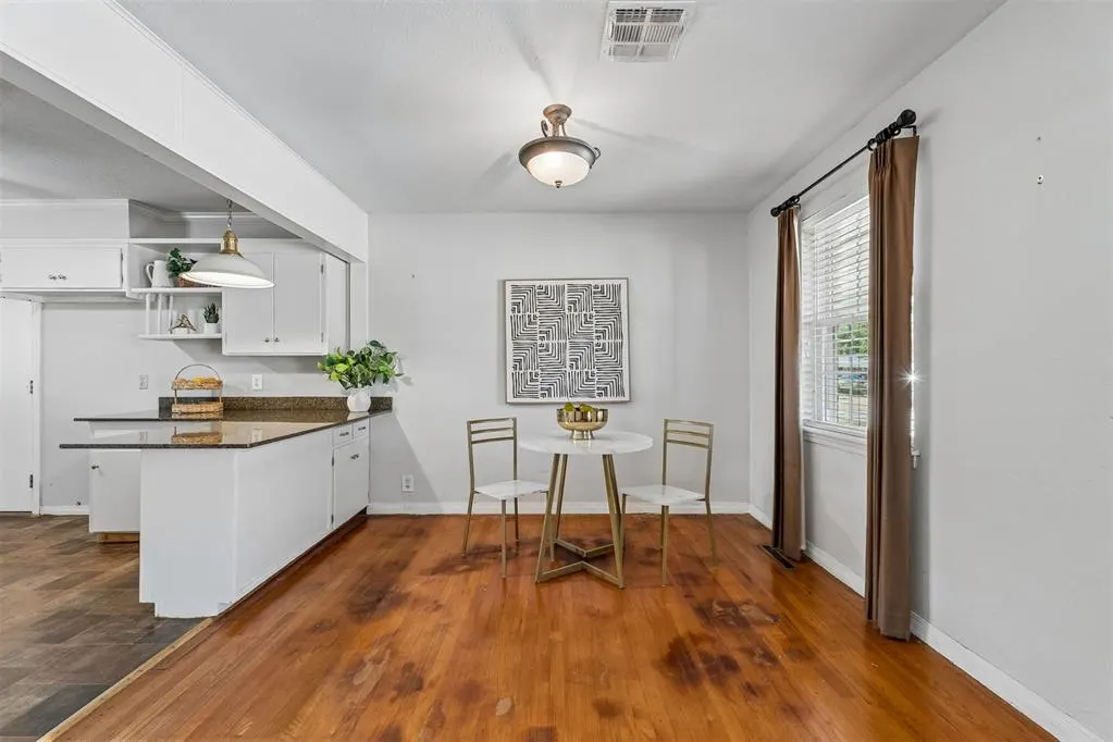 Photo 12 — 1211 N Sterling Avenue, Oklahoma City, OK 73127