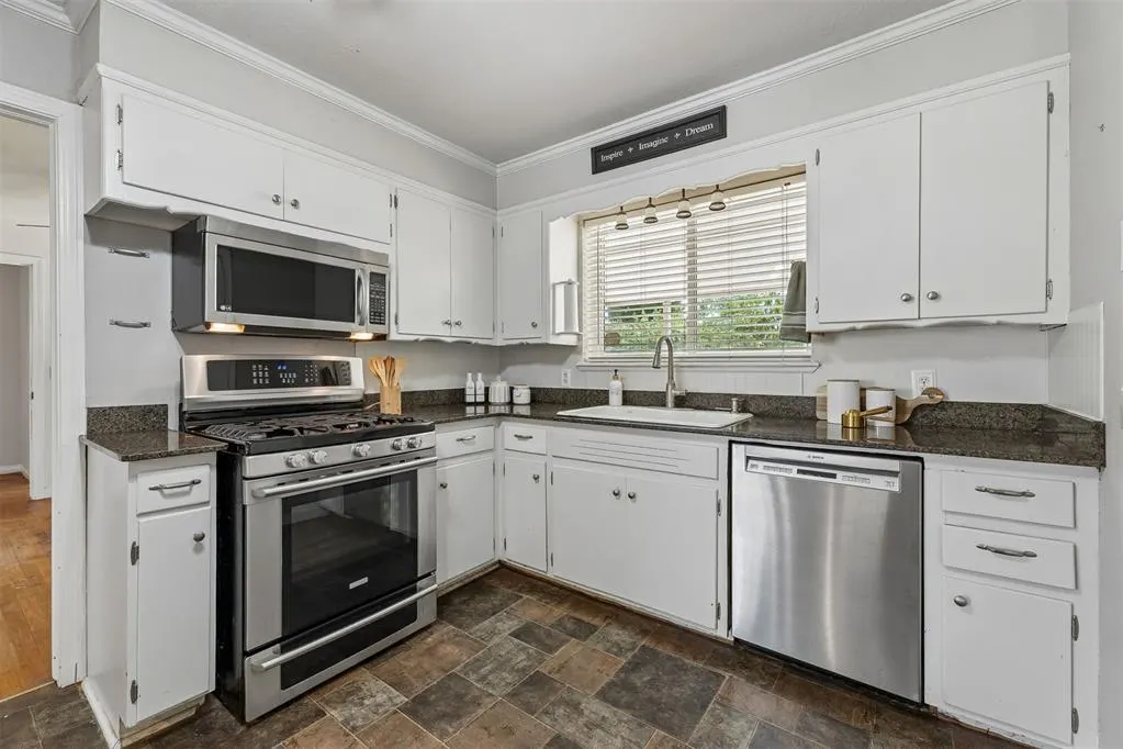 Photo 24 — 1211 N Sterling Avenue, Oklahoma City, OK 73127