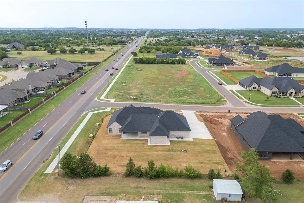 Photo 48 — 4500 SE 37th Street, Moore, OK 73165
