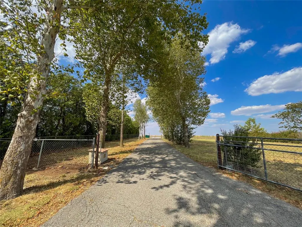Photo 5 — 16100 W Britton Road, Yukon, OK 73099