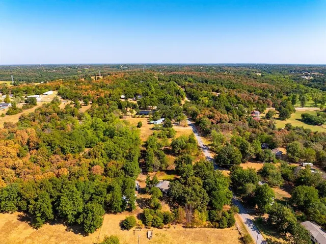 Photo 8 — 6205 S Hawkins Drive, Choctaw, OK 73020