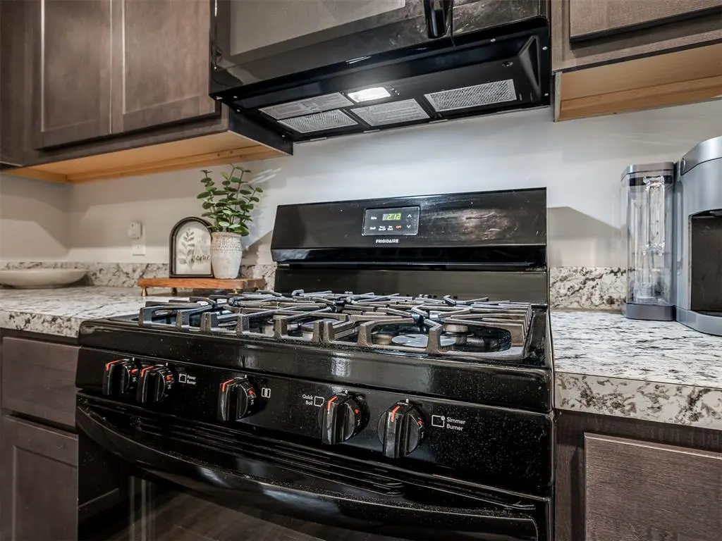 Photo 14 — 827 Highgarden Circle, Noble, OK 73068