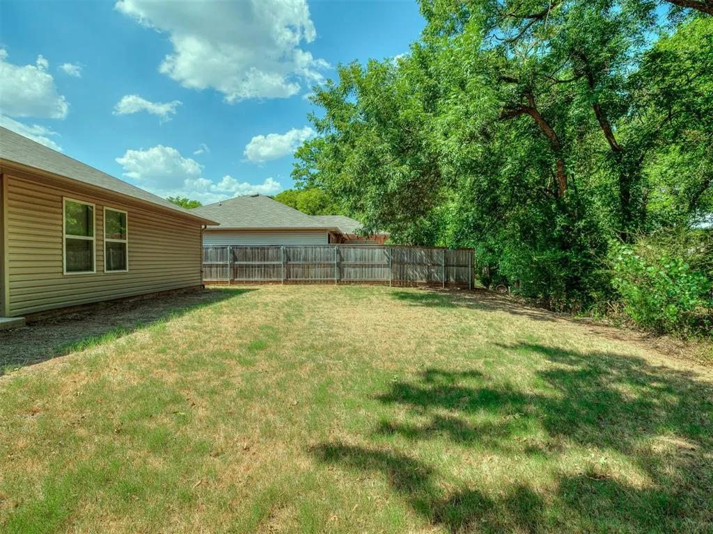 Photo 34 — 827 Highgarden Circle, Noble, OK 73068