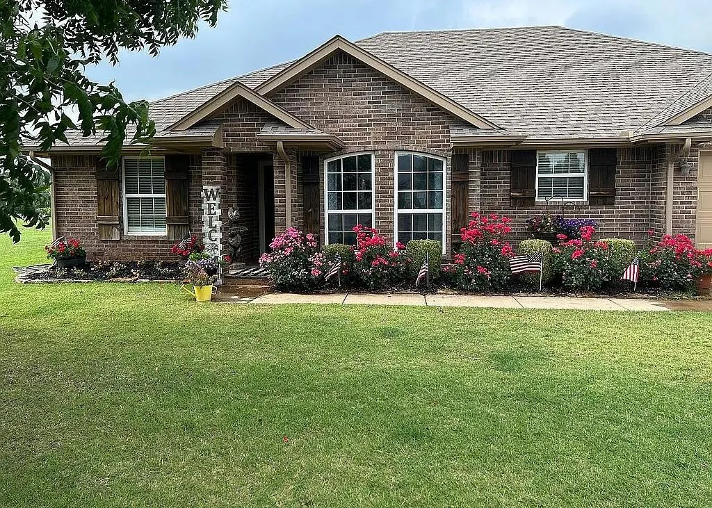 Photo 2 — 2096 County Road 1237, Tuttle, OK 73089