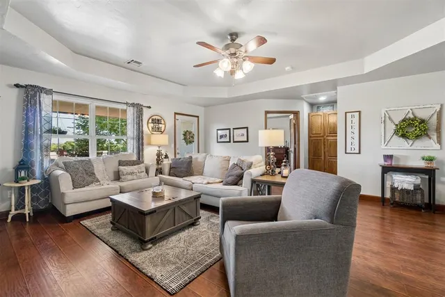 Photo 5 — 2096 County Road 1237, Tuttle, OK 73089