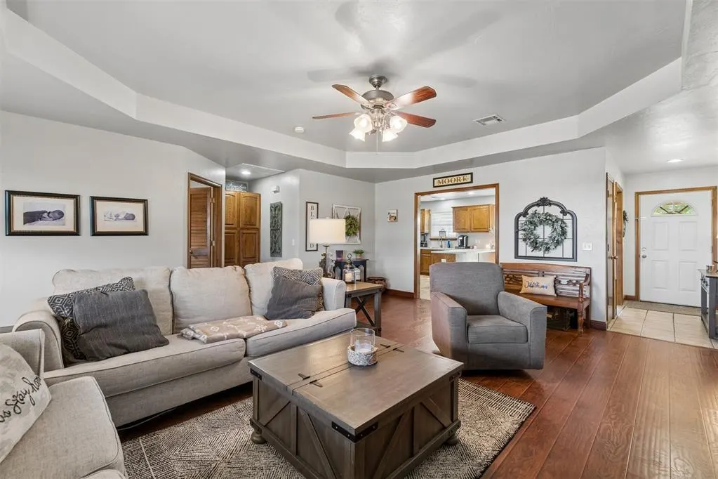 Photo 6 — 2096 County Road 1237, Tuttle, OK 73089