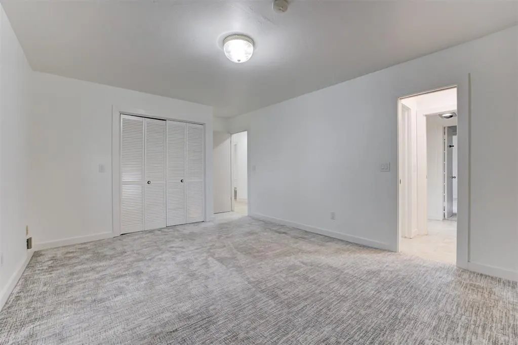 Photo 17 — 6413 Centennial Court, Nichols Hills, OK 73116