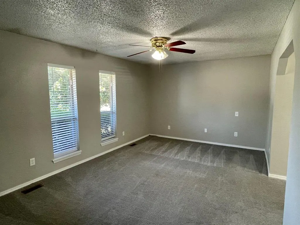 Photo 6 — 6712 18th Circle, Bethany, OK 73008
