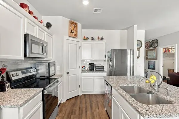 Photo 11 — 3441 Manning Farms Boulevard, El Reno, OK 73036