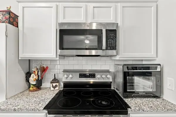 Photo 13 — 3441 Manning Farms Boulevard, El Reno, OK 73036