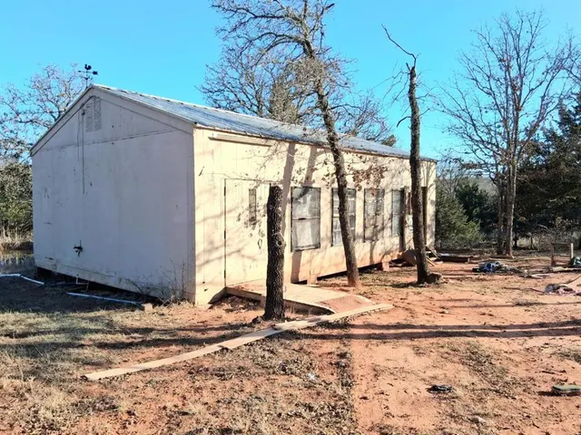 Photo 2 — 970954 S Rambling Oaks, Luther, OK 73054